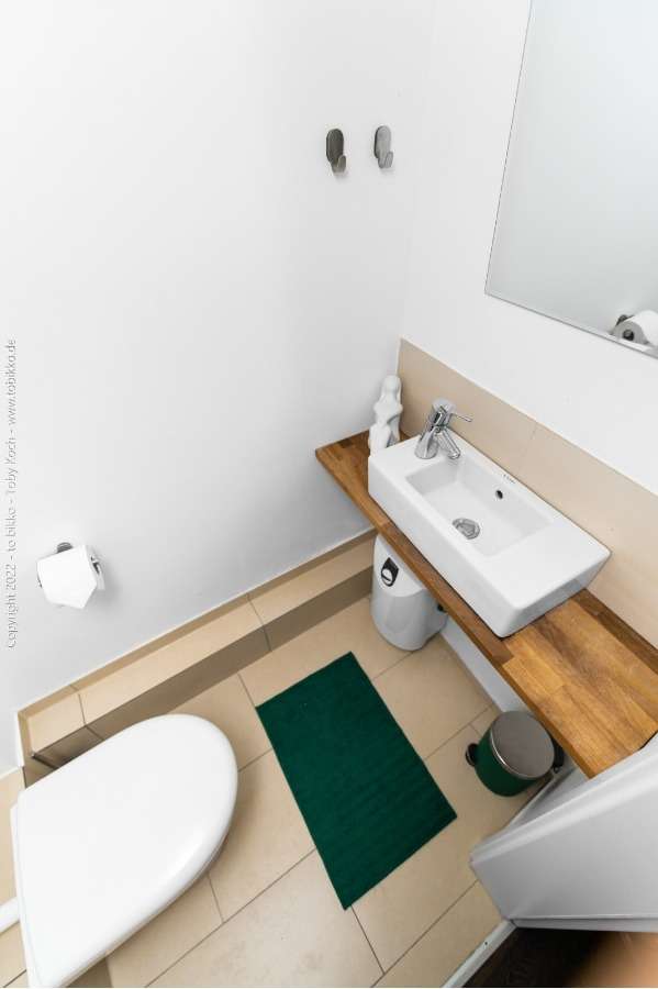 G�ste-WC EG - Hinterhaus Einfamilienhaus Neu-Isenburg