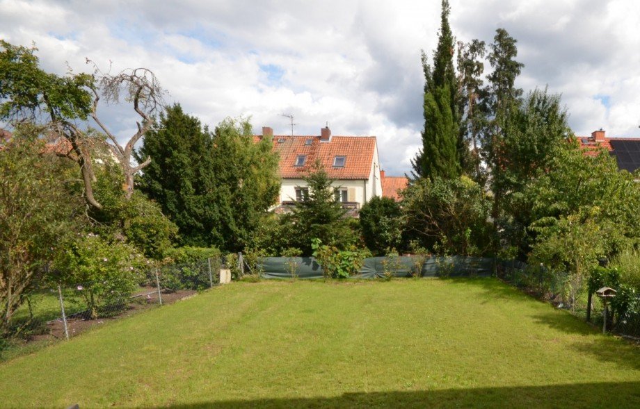 Garten Doppelhaush�lfte Neu-Isenburg