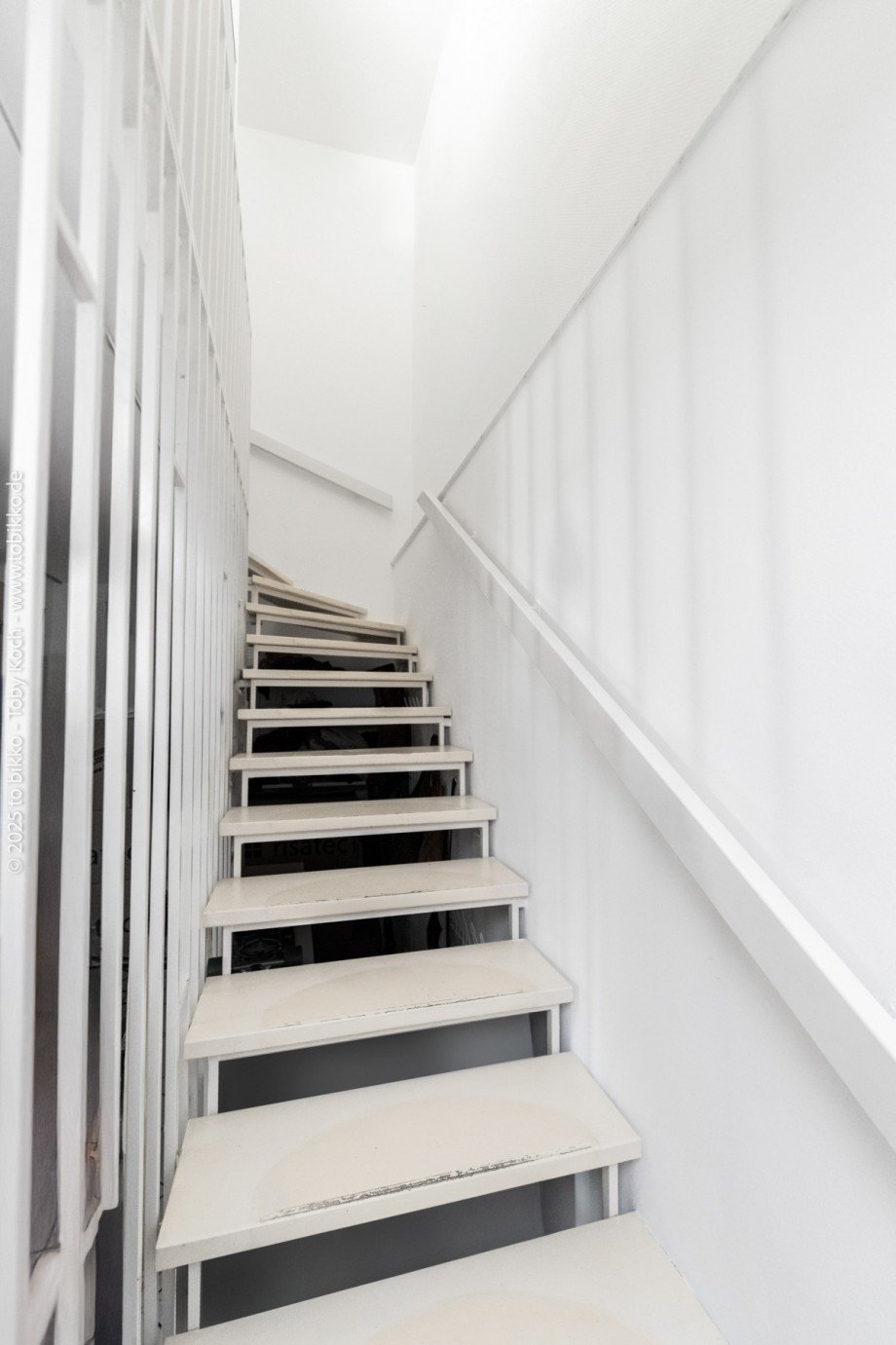 Treppenaufgang Hinterhaus Mehrfamilienhaus Neu-Isenburg