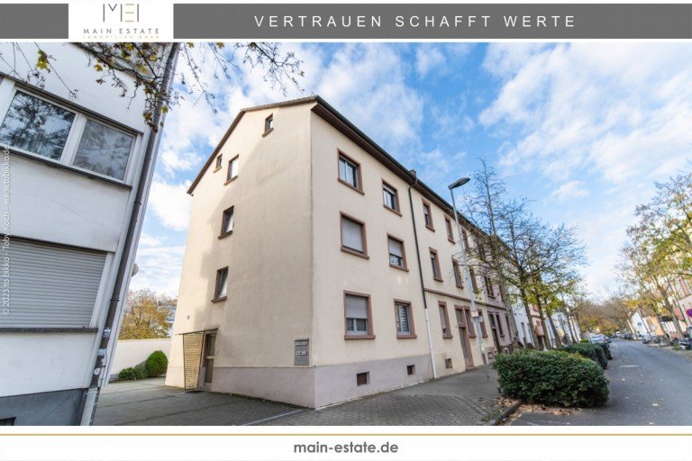 Titelbild Neu-Isenburg Mehrfamilienhaus Renditeobjekt in Toplage - Mehrfamilienhaus mit Garagen in Neu-Isenburg