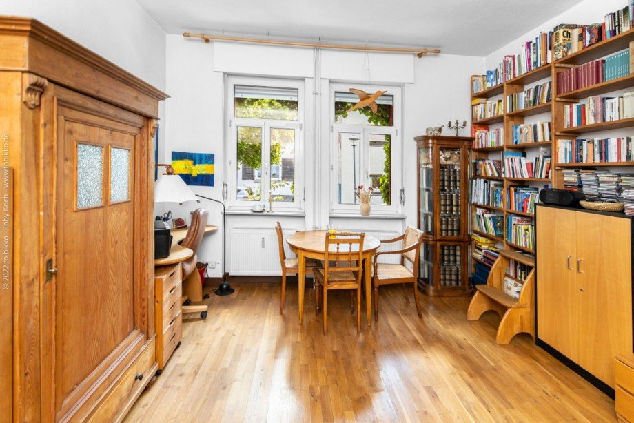Wohnzimmer EG Mehrfamilienhaus Neu-Isenburg