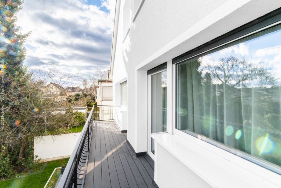 Balkon OG Einfamilienhaus Neu-Isenburg