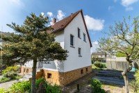Bild (bb5f9a31cdb231d2af40b00860528d0c): Freistehendes Einfamilienhaus mit ca. 111 m� Fl�che f�r Liebhaber mit Visionen in Dreieich