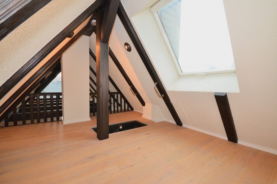 Spitzboden Dachgeschosswohnung Offenbach am Main