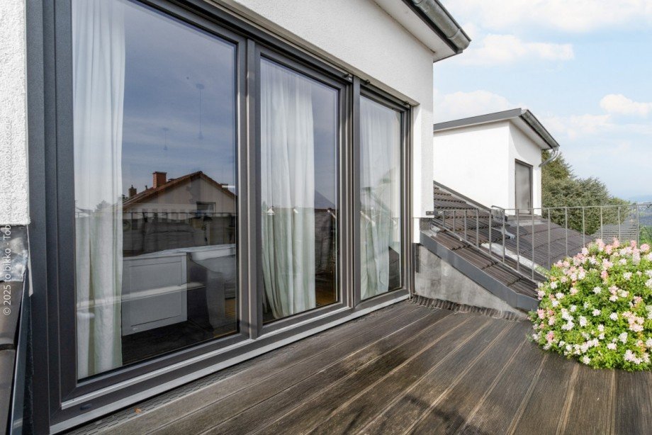 Dachterrasse Doppelhaush�lfte Neu-Isenburg
