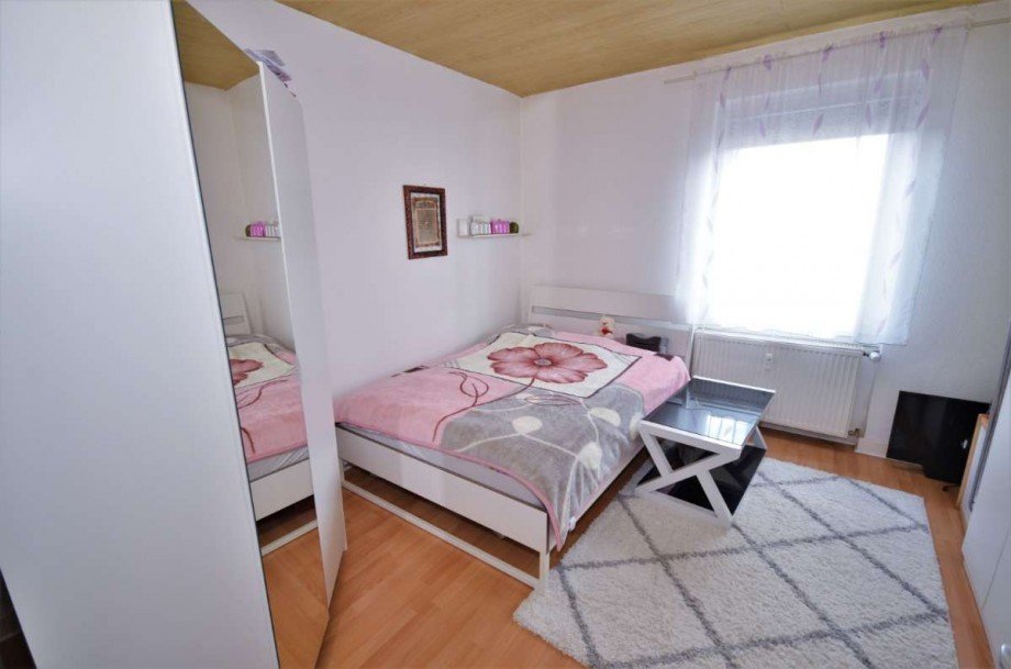 Kinderzimmer / G�stezimmer... Zweifamilienhaus Neu-Isenburg