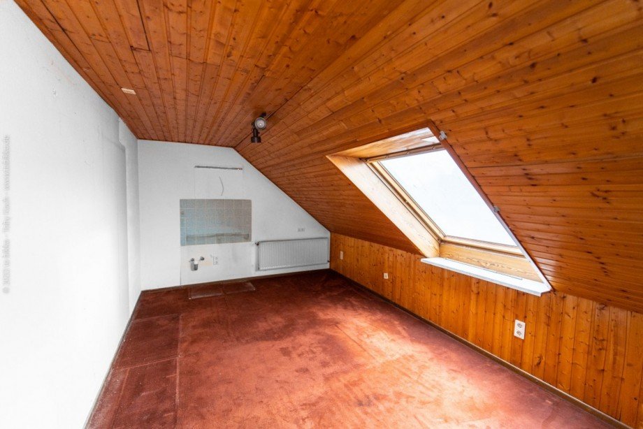 Zimmer DG Reihenmittelhaus Neu-Isenburg