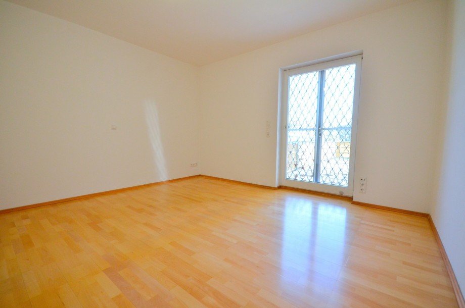 Schlafzimmer 1 Terrassenwohnung Neu-Isenburg