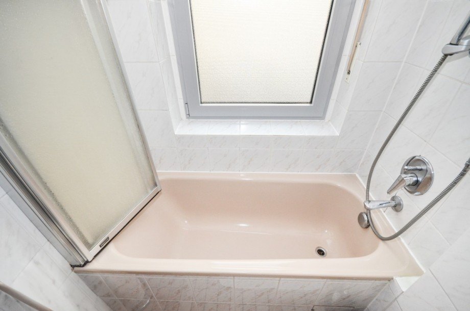 Badezimmer Mehrfamilienhaus Neu-Isenburg