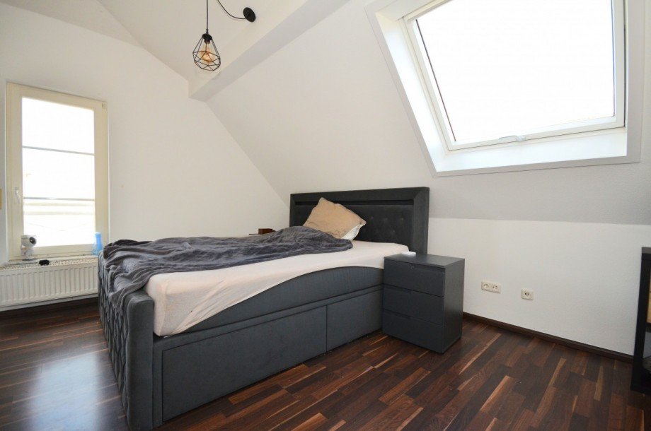 Schlafzimmer Dachgeschosswohnung Rodgau