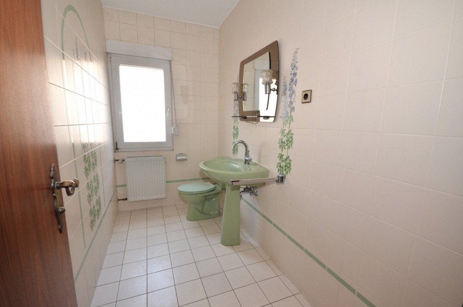 G�ste-WC Einfamilienhaus Neu-Isenburg
