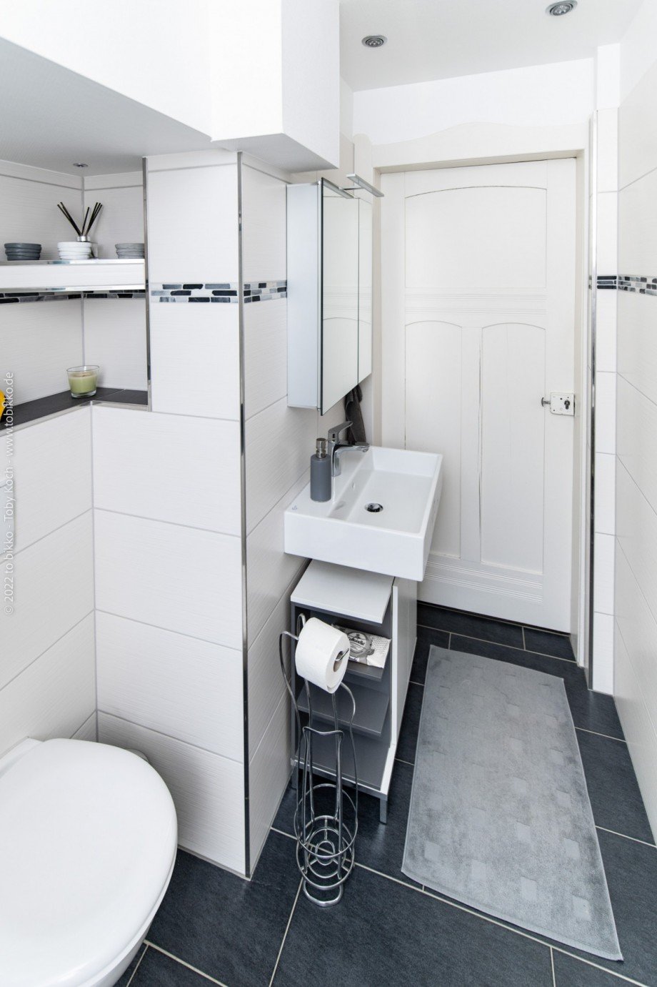 Badezimmer 1.OG Mehrfamilienhaus Neu-Isenburg