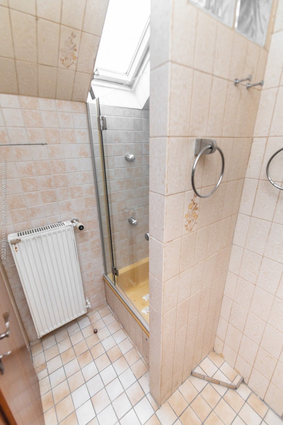 Badezimmer DG Reihenmittelhaus Neu-Isenburg