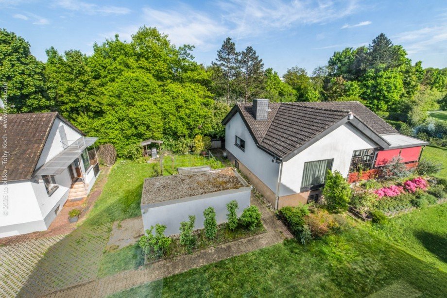 Vorderhaus und Hinterhaus mit Garage Renditeobjekt Neu-Isenburg