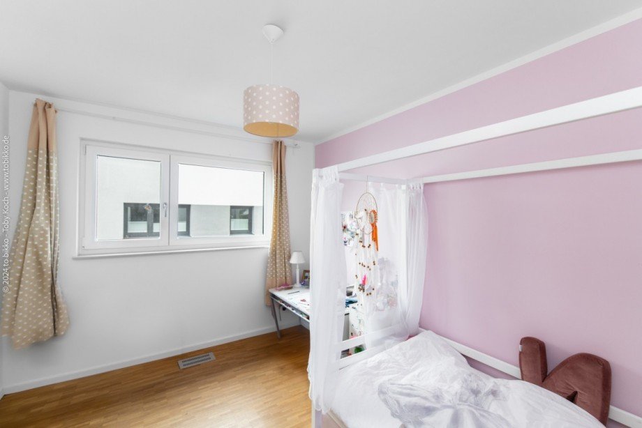 Kinderzimmer Bild 3 Doppelhaush�lfte Dreieich