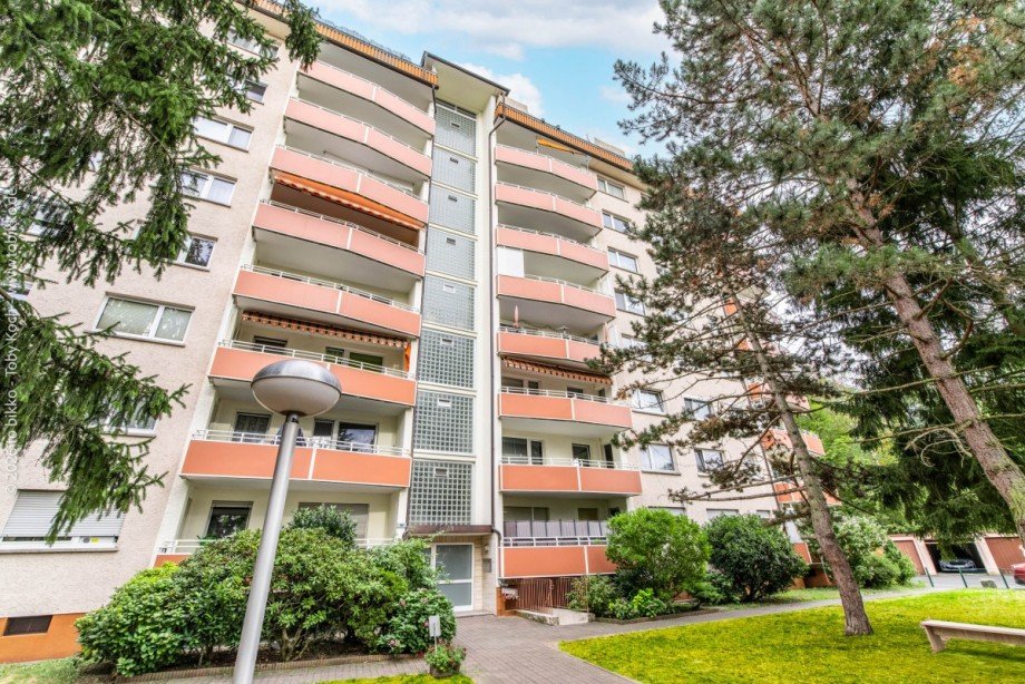Hausansicht Penthousewohnung Neu-Isenburg