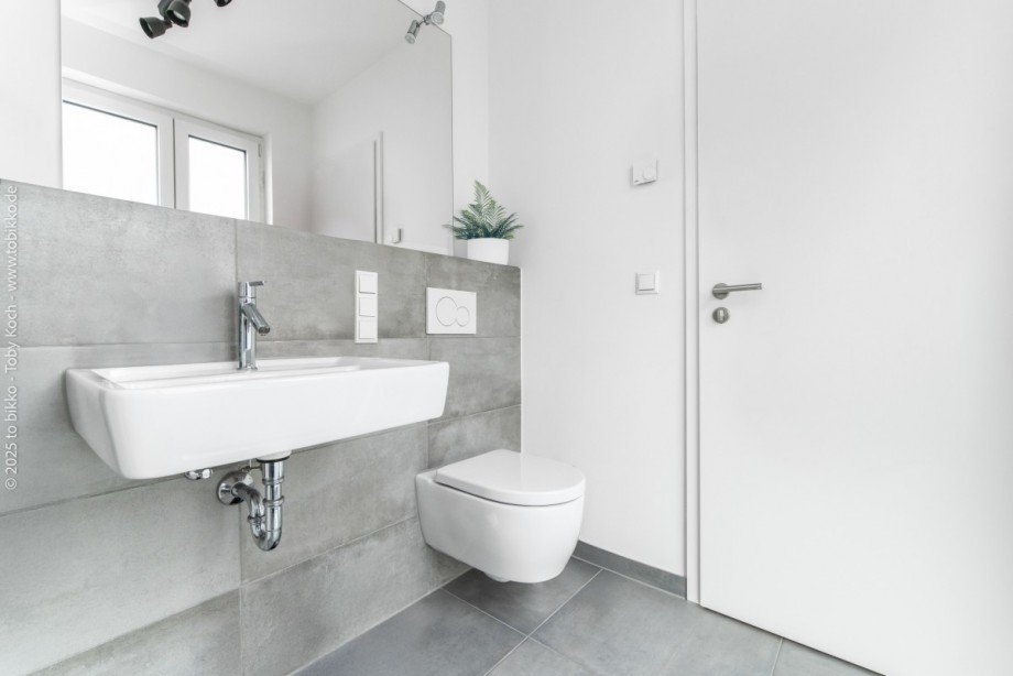 Bad en Suit Etagenwohnung Neu-Isenburg