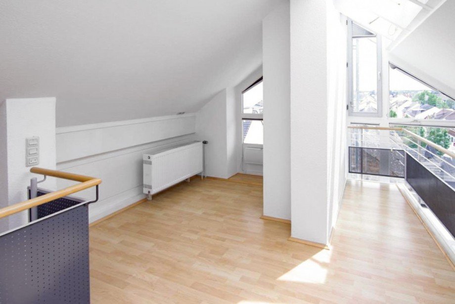 Galerie - 3. OG / DG Mehrfamilienhaus Neu-Isenburg