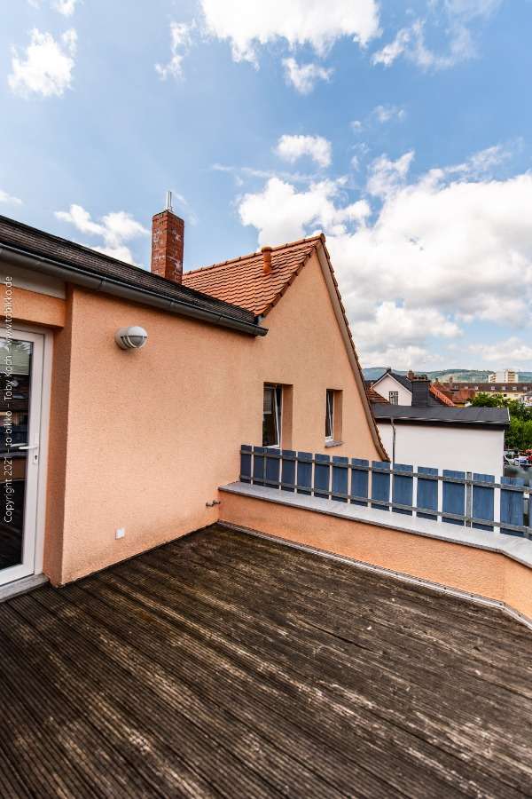 Terrasse mit Jakuzzi M�glic... Mehrfamilienhaus Oberursel (Taunus)