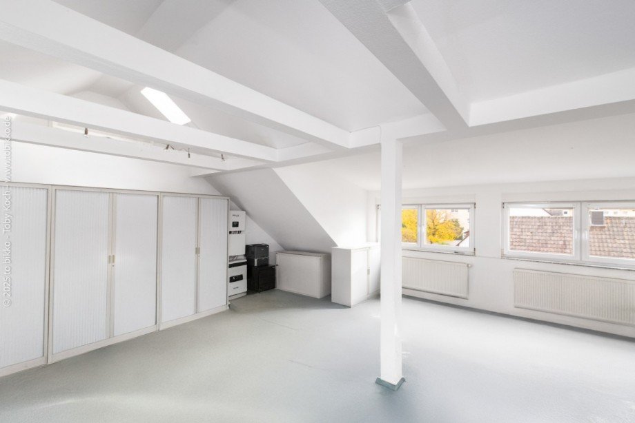 Wohn-/ Schlafzimmer / B�ro - DG Doppelhaush�lfte Neu-Isenburg