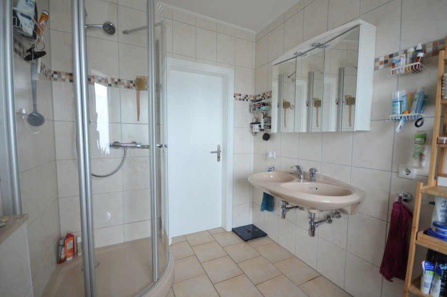 Badezimmer Etagenwohnung Neu-Isenburg