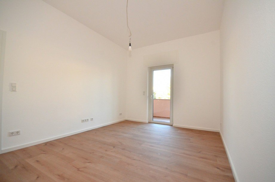 Zimmer 1 Etagenwohnung Neu-Isenburg