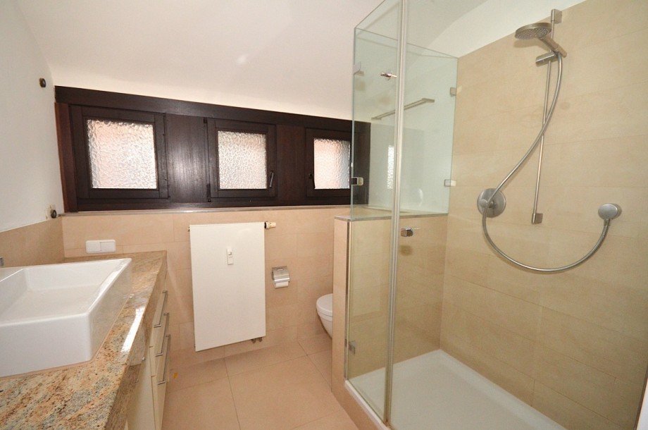 Badezimmer Dachgeschosswohnung Offenbach am Main