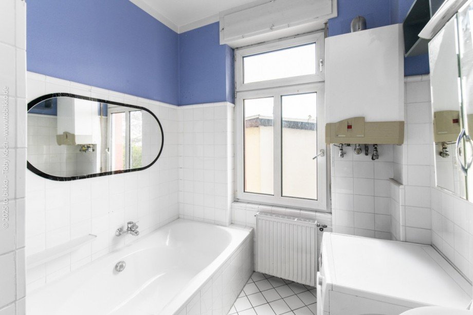 Badezimmer 1. OG Mehrfamilienhaus Neu-Isenburg