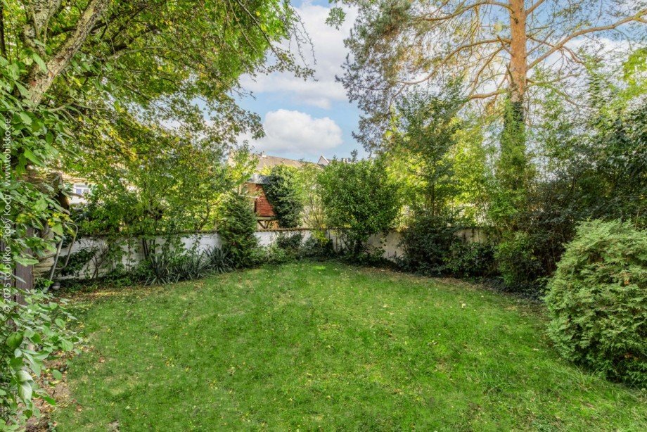 Garten Mehrfamilienhaus Neu-Isenburg