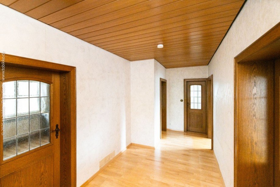 Flur 1. OG Zweifamilienhaus Florstadt