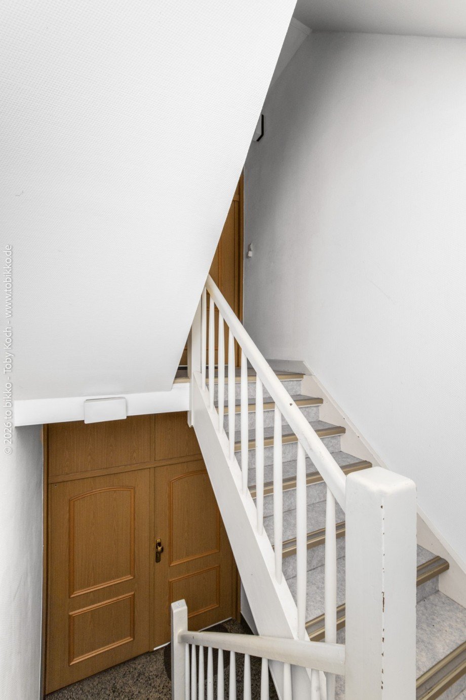 Treppenhaus Doppelhaush�lfte Neu-Isenburg