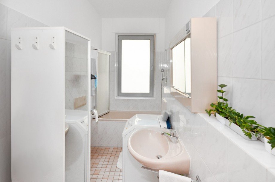 Badezimmer Mehrfamilienhaus Neu-Isenburg