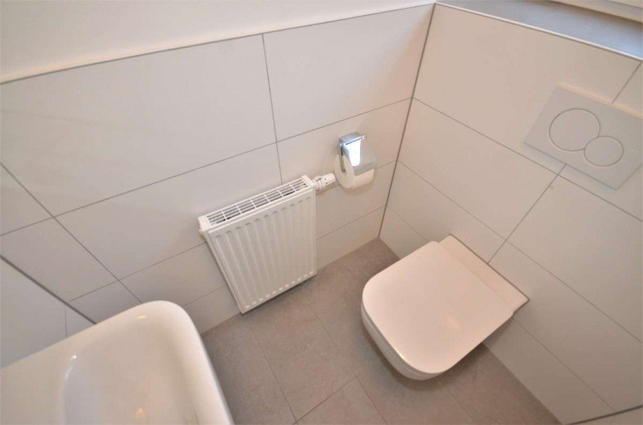 G�ste-WC Reihenhaus Neu-Isenburg
