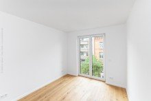 Schlafzimmer Zentraler Erstbezug: Stilvolle 2-Zimmer-Wohnung in Innenstadtlage