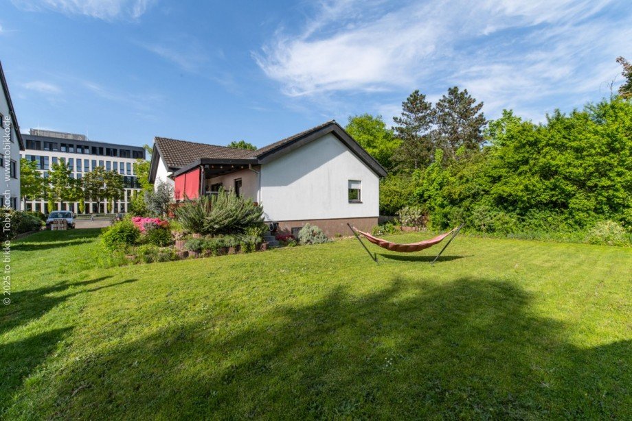 Gartenansicht Hinterhaus Einfamilienhaus Neu-Isenburg