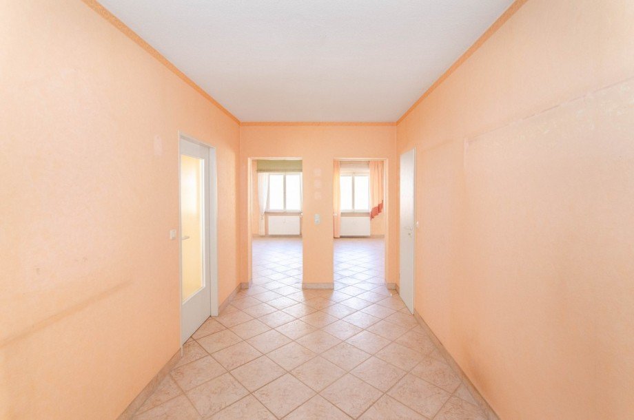 Flur Etagenwohnung Neu-Isenburg