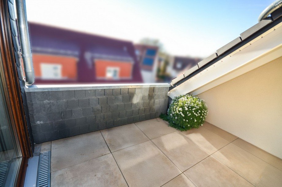 Terrasse Dachgeschosswohnung Neu-Isenburg