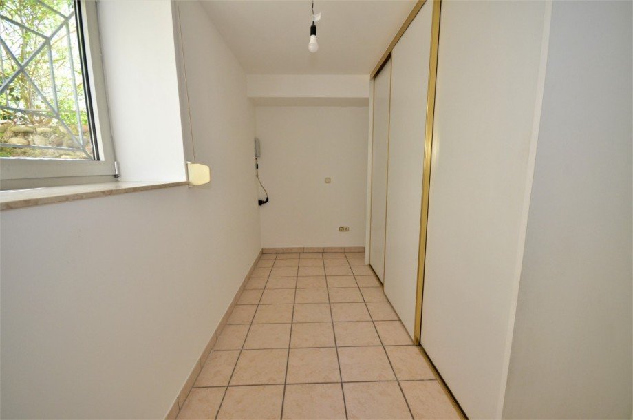 Ankleide KG Einfamilienhaus Neu-Isenburg