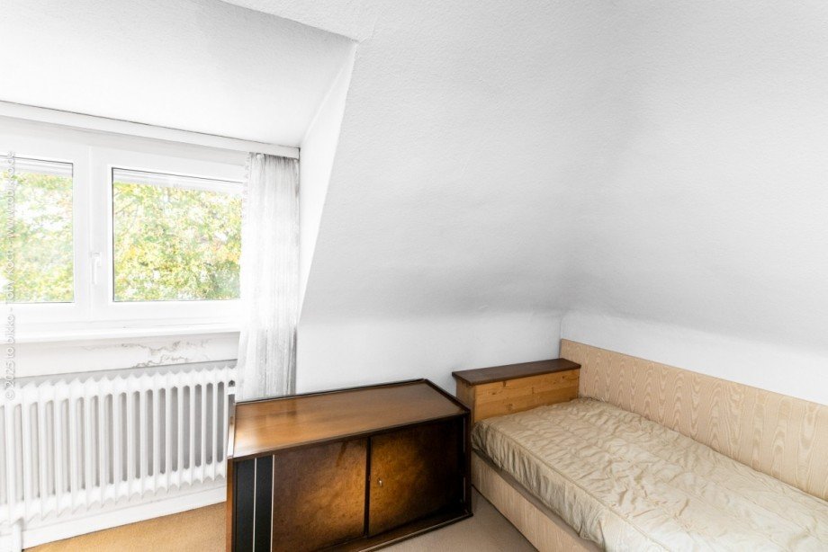 G�stezimmer 2 DG Einfamilienhaus Neu-Isenburg