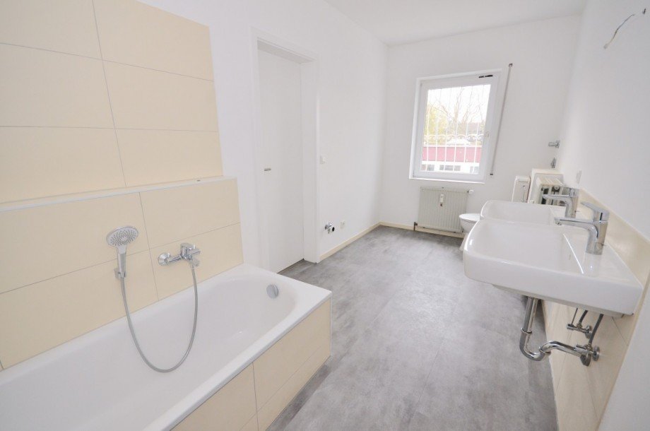 Badezimmer Erdgeschosswohnung Neu-Isenburg