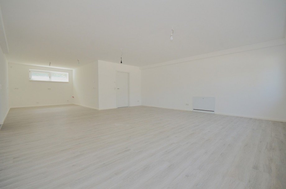 Wohn- und Esszimmer Erdgeschosswohnung Neu-Isenburg