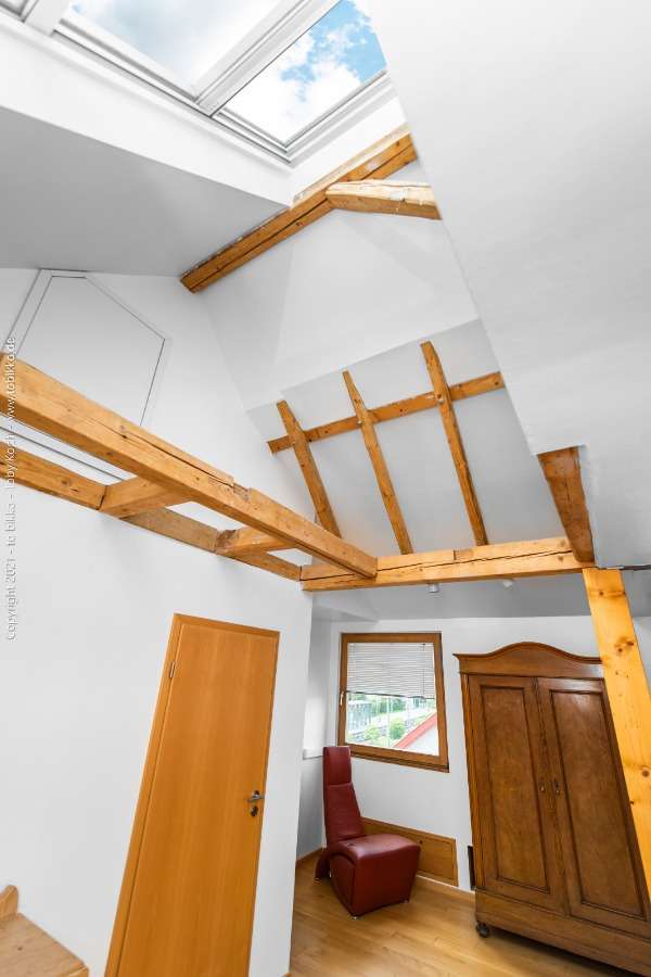 Geb�lk DG Mehrfamilienhaus Oberursel (Taunus)