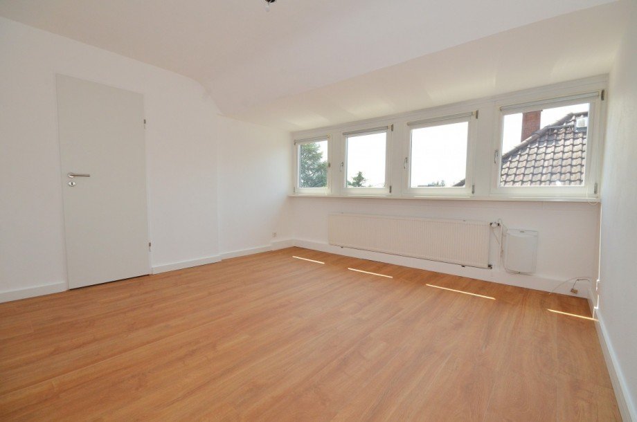 Schlafzimmer Dachgeschosswohnung Neu-Isenburg