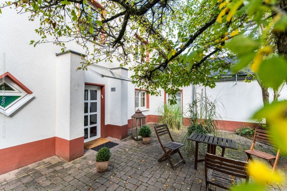 Terrasse Hinterhaus Mehrfamilienhaus Neu-Isenburg