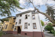 R�ckansicht Mehrfamilienhaus mit 4 Einheiten - Altbauflair trifft Renditepotenzial in Neu-Isenburg